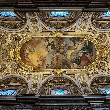 Borghese Design Lejlighed *