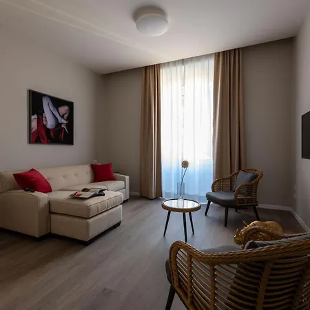 아파트 Borghese Design
