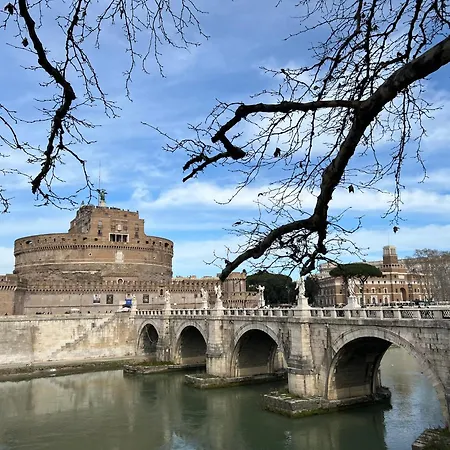 Borghese Design * רומא